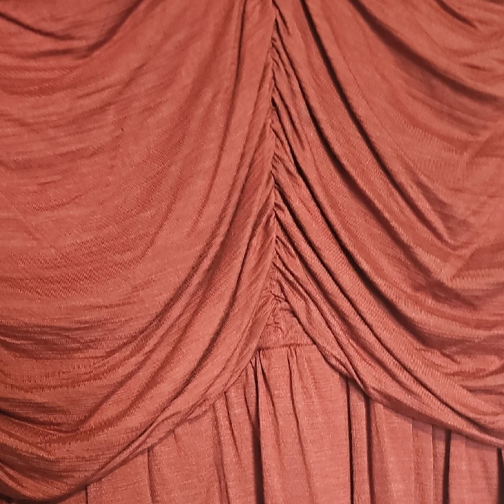 Elegant Ruched Burgundy Blouse - Picture 3 of 4